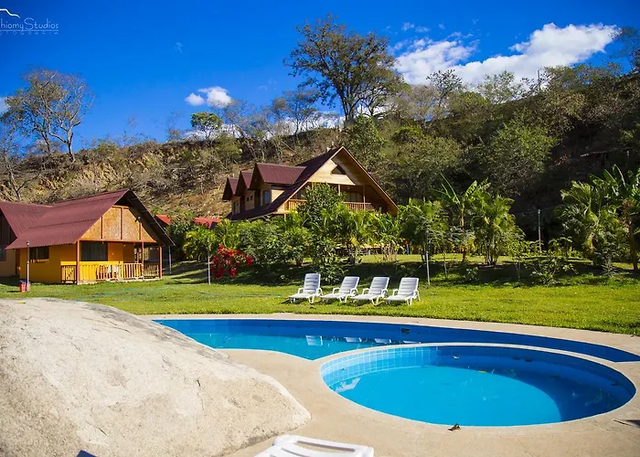 Don Felix Lodge *